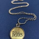 The Beatles El Yapımı Madalyon Kolye
